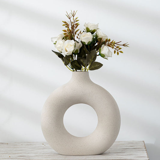 Elegant Biscuit Vase - Modern Frosted Porcelain for Stylish Home Decor