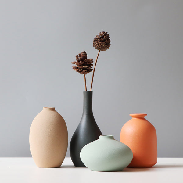 Scandinavian Minimalist Ceramic Vases - Modern Nordic Decor for Living Room, Bedroom, Office